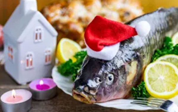 Poisson avec bonnet de Noël